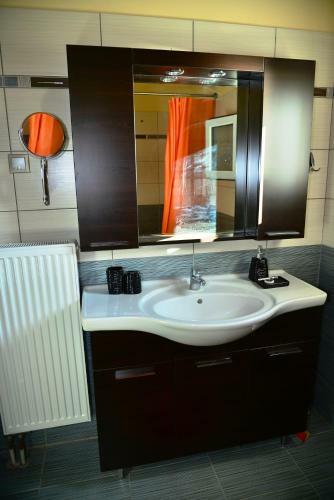 Sea View Luxury Apartment Plataria