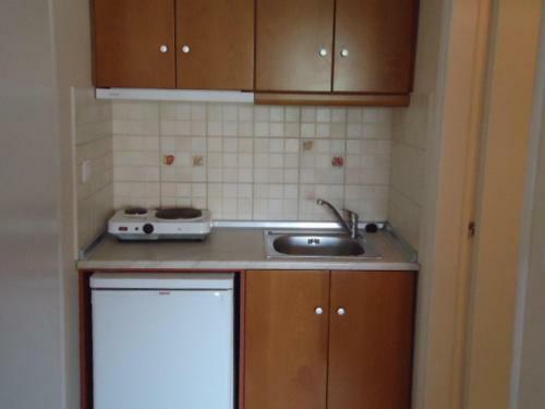 Hostal Almini2 Apartments
