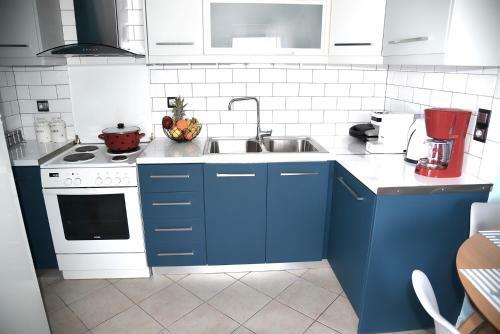 Pogonia Sea View Apartment