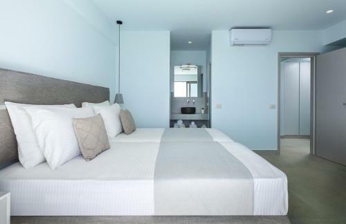 Pearl Villas I, II & III - Redefined Island Chic!