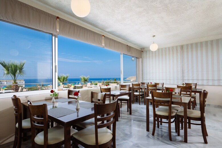 Oasis Scaleta Hotel