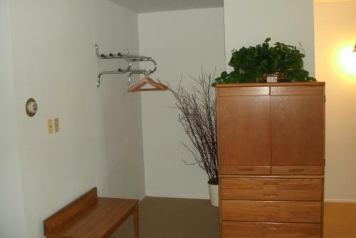 Hotel Budget Host Inn
