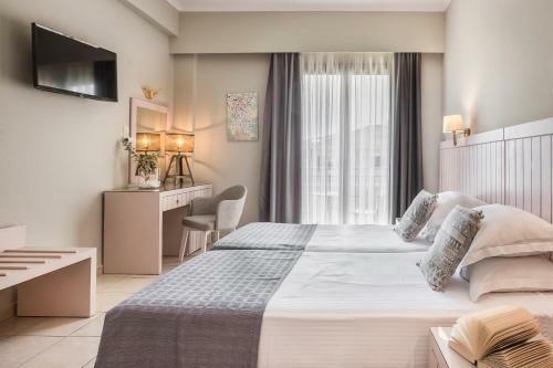 Tourist Hotel