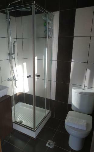 Geomelia Guest House & Studio
