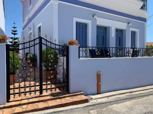 Apartamento Anemomuloi House