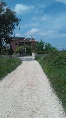Riverside Family House