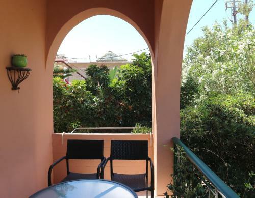 Villa Eleni Seaside Apartments