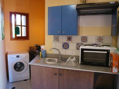 Villa Eleni Seaside Apartments
