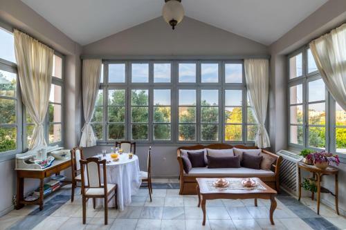 Villa Dellagracia Mansion - Up To 10 Guests