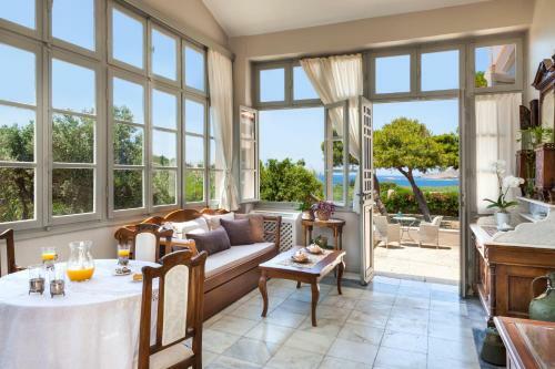 Villa Dellagracia Mansion - Up To 10 Guests