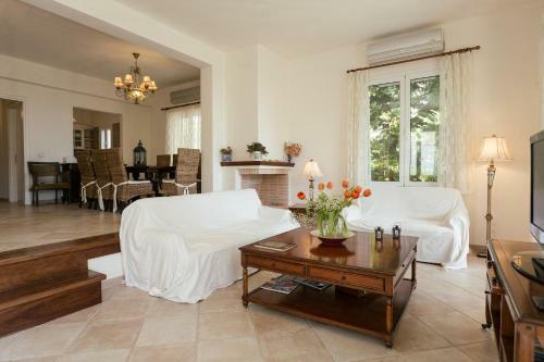 Porto Heli Villa