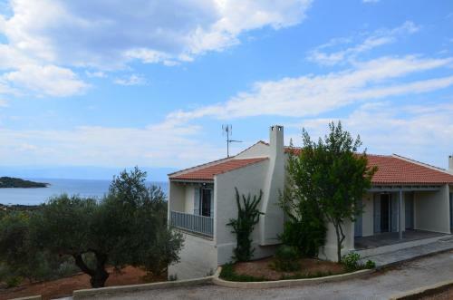Melivia Villa