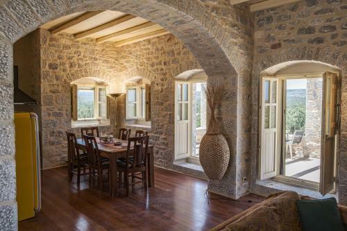 Modern 1bdr Stone Tower, Majestic View In Mani