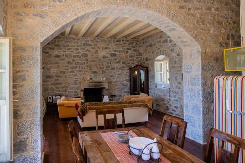 Modern 1bdr Stone Tower, Majestic View In Mani