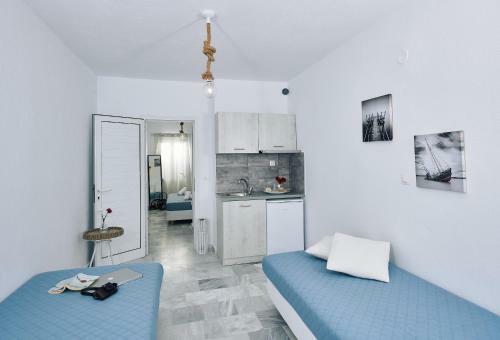 Hostal Lefki Villa