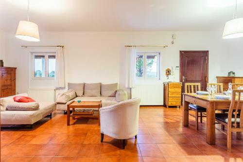 Apartamento Ancient Olympia Secluded Haven, Mangata Home