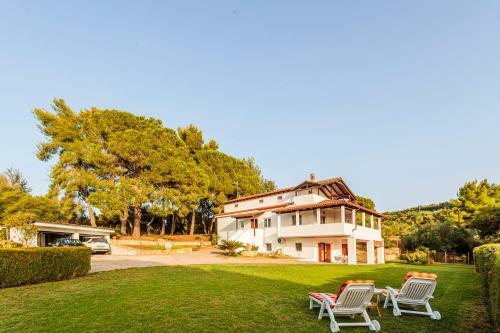 Apartamento Ancient Olympia Secluded Haven, Mangata Home