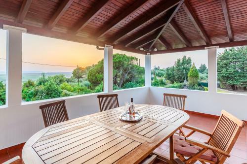 Apartamento Ancient Olympia Secluded Haven, Mangata Home
