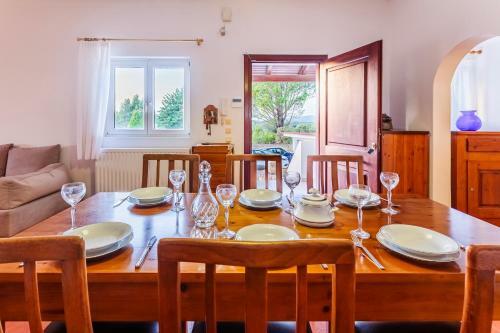 Apartamento Ancient Olympia Secluded Haven, Mangata Home