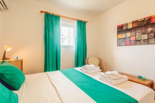 Apartamento Ancient Olympia Secluded Haven, Mangata Home