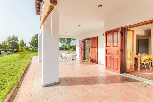 Apartamento Ancient Olympia Secluded Haven, Mangata Home