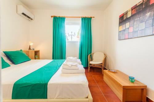 Apartamento Ancient Olympia Secluded Haven, Mangata Home