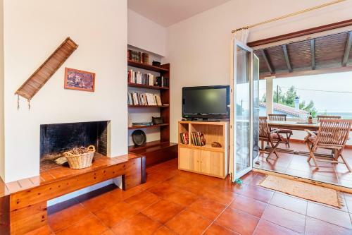 Apartamento Ancient Olympia Secluded Haven, Mangata Home
