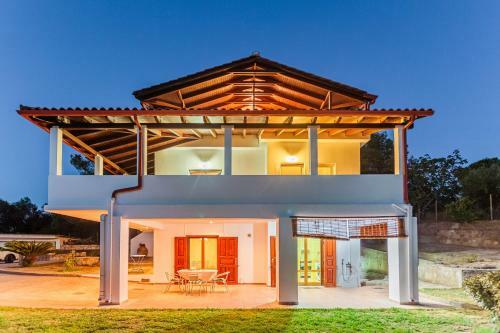 Apartamento Ancient Olympia Secluded Haven, Mangata Home