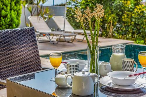 Caretta Beach Villa