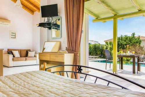 Caretta Beach Villa