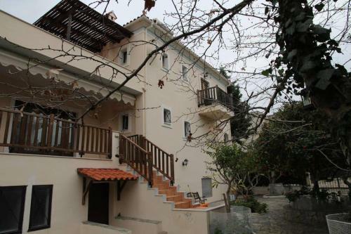 Villa Gerani House