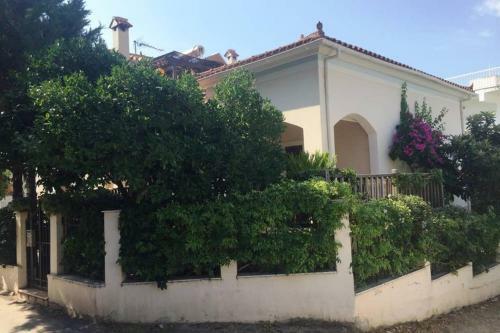 Villa Gerani House