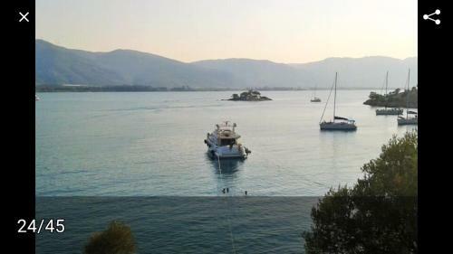 Central Studio On Poros