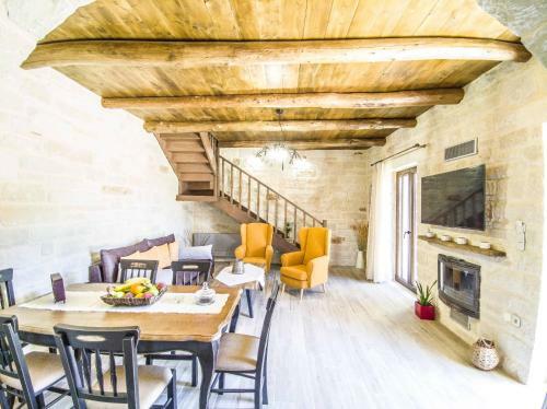 Christine Countryside House - Fully Renovated With All Modern Comforts