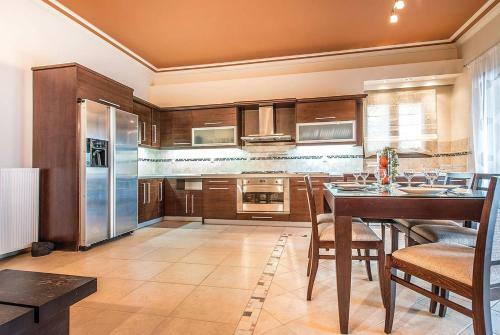 Villa Olive Grove