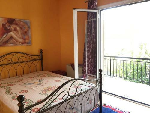 Cute And Comfortable Apartment Nefeli