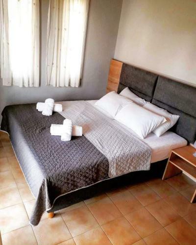 Nikos Psathaki Apartment 3