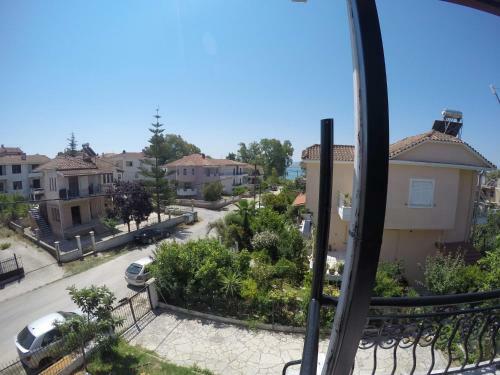 Nikos Psathaki Apartment