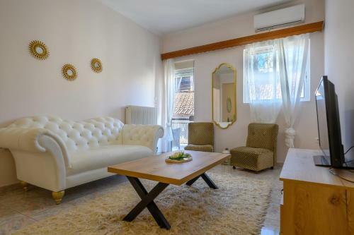 Flower Apartment
