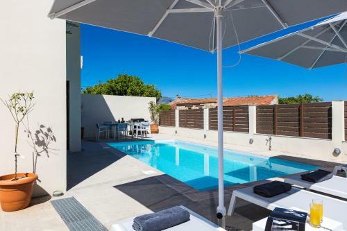 Villa Roustika 4 Seasons