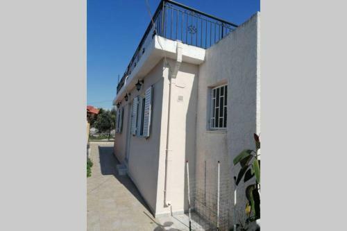 Villa Welcome In Salamina
