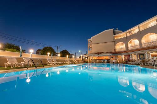 Aphrodite Beachfront Hotel By Konnect, Roda