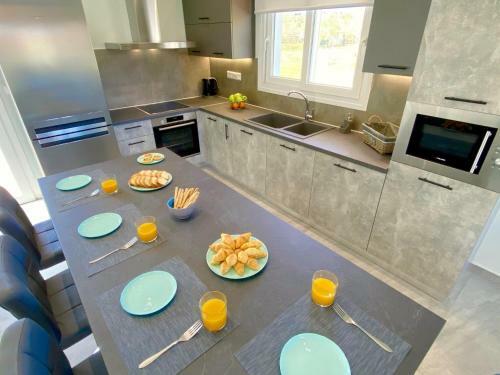 Villa Spiridoula - Luxury Holiday Home