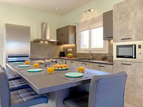 Villa Spiridoula - Luxury Holiday Home