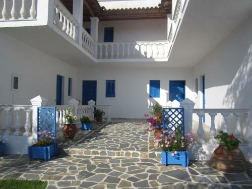 Blue Gardens Apartments