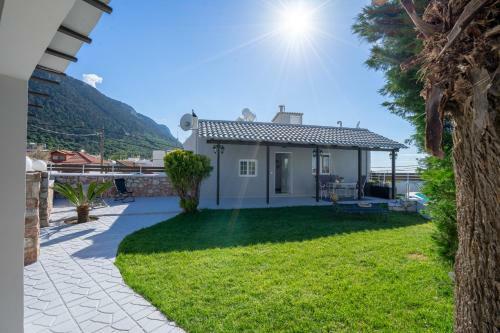 Fontana Luxury Villa Salakos With Pool Near Beach