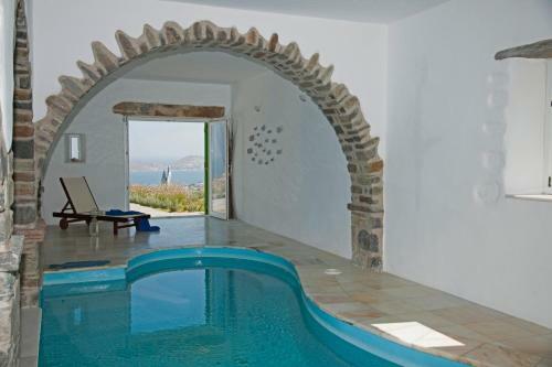 Villa Aeolos With 2 Private Pools