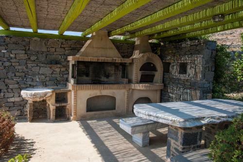 Villa Aeolos With 2 Private Pools