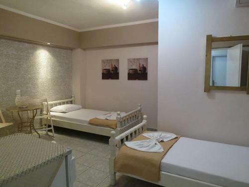 Hostal Alexis Garden
