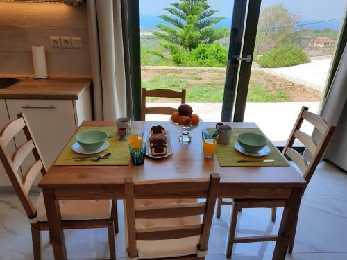 Freesia Grand Sea View Apartment